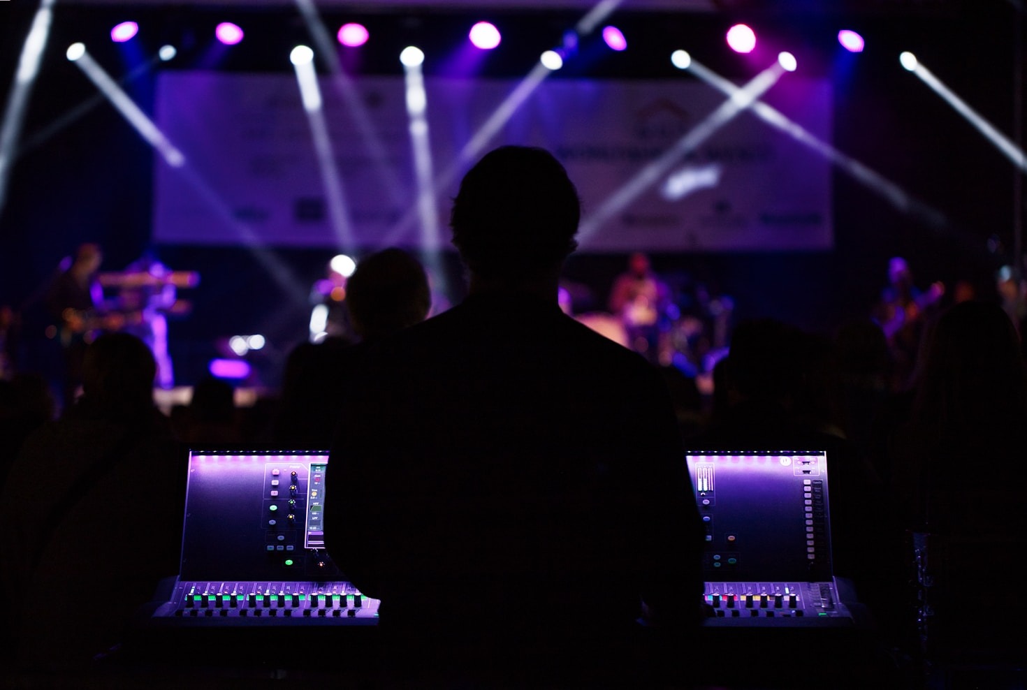 JellyRoll’s Evolution: From Local Shows to Global Presence